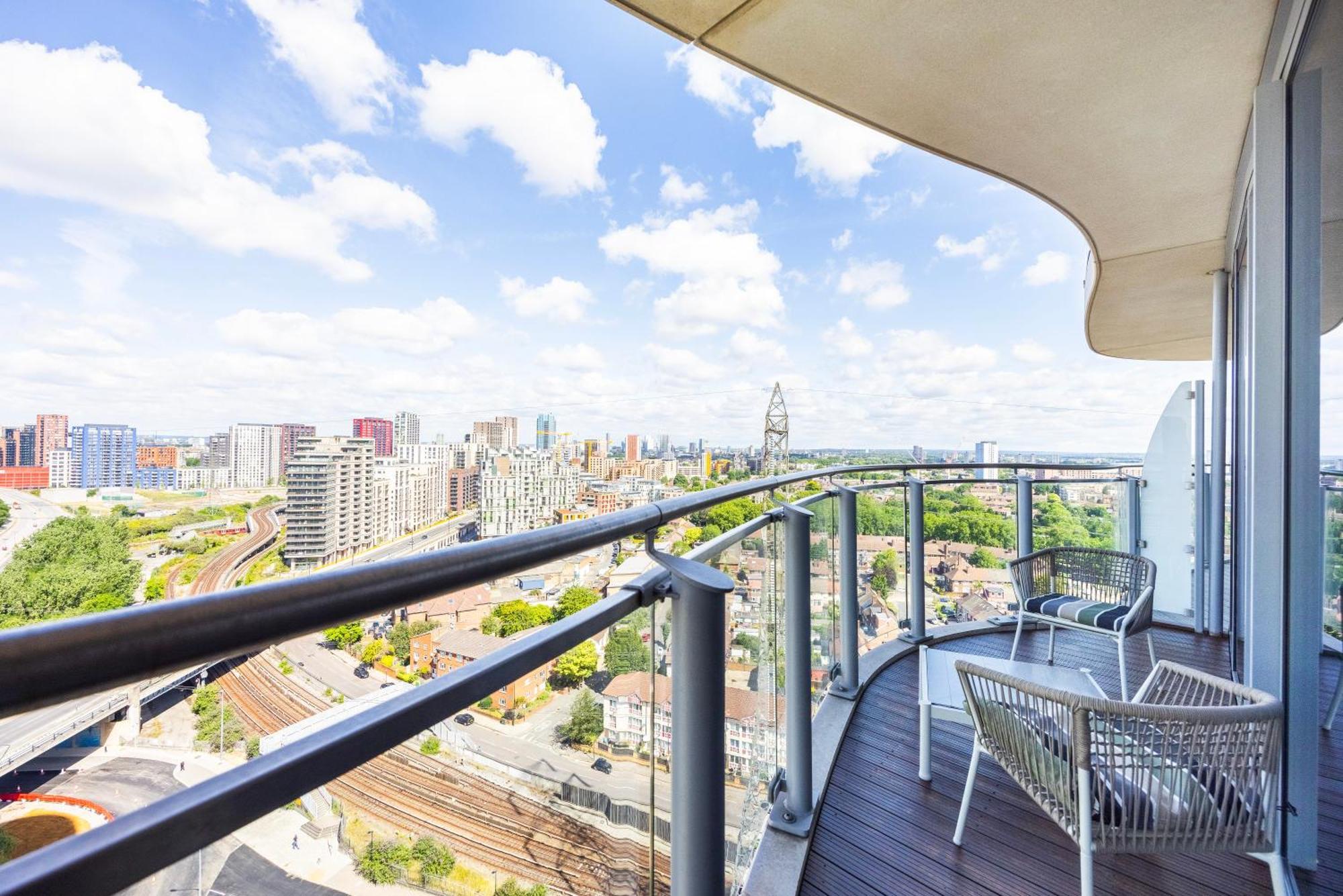 Austin David Apartments Excel ลอนดอน ภายนอก รูปภาพ